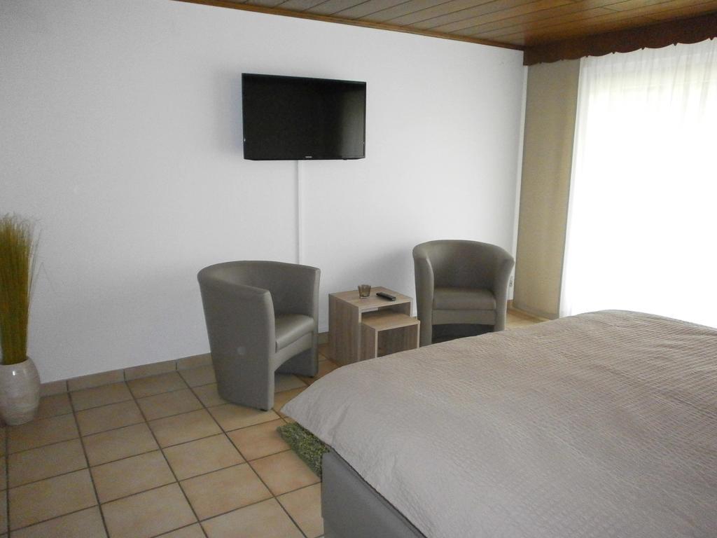 Gaestehaus Lohmann Hotel Bullay Cameră foto